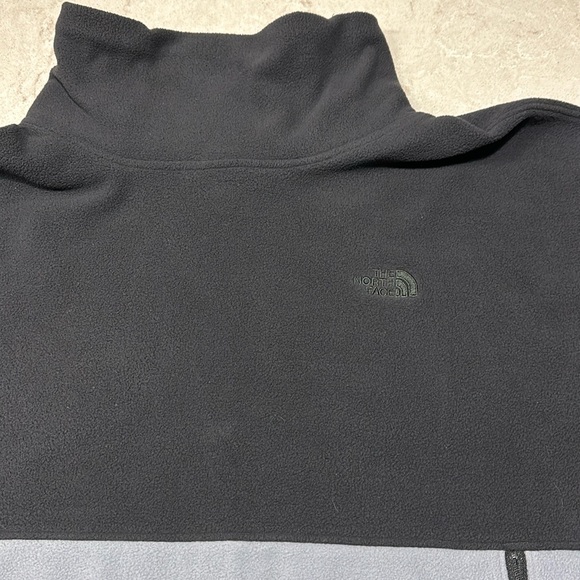 NORTH FACE FLEECE TURTLENECK - Picture 2 of 4